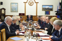 Президиум определил дату 50-й сессии Народного Собрания