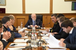 Депутаты Комитета по законодательству, законности, государственному строительству, местному самоуправлению и регламенту обсудили ряд вопросов 