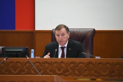 Заур Аскендеров призвал налоговую службу активизировать борьбу с теневой экономикой и недоимками