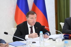 Заур Аскендеров: «Закон позволяет регионам страны самостоятельно выбирать модель организации местного самоуправления»